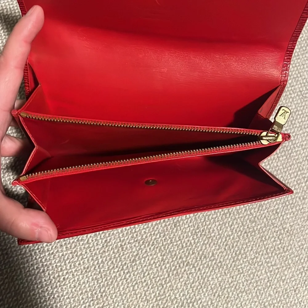 Authentic Vintage Louis Vuitton Red Epi Sarah Wallet